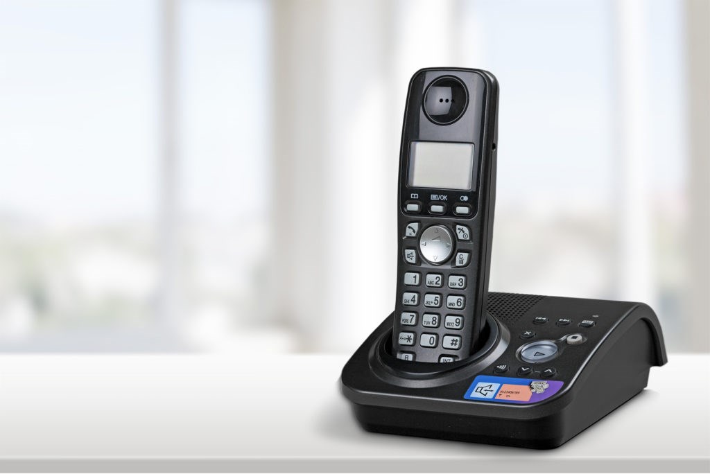 Cordless home phone and charging base