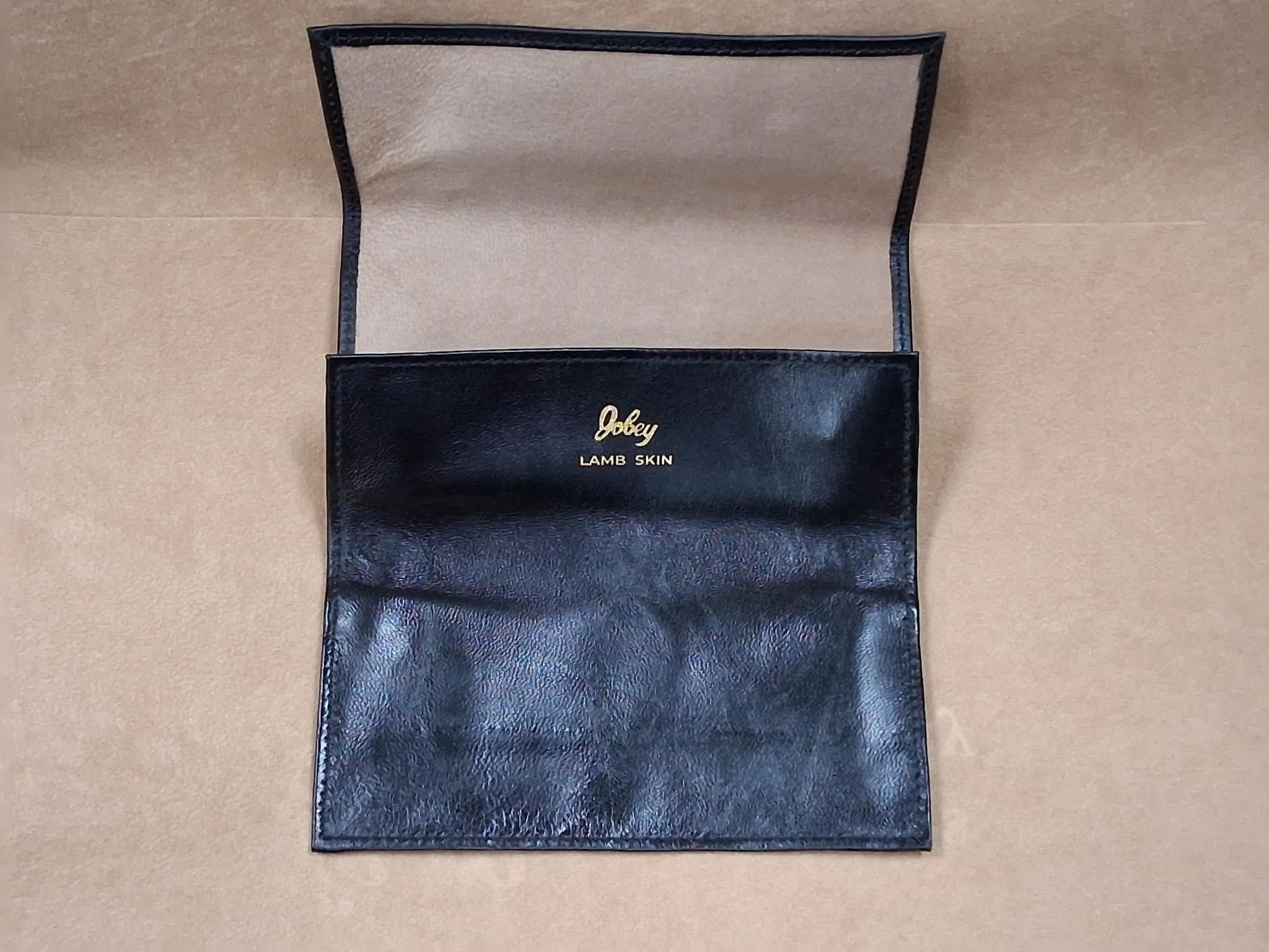 Trifold Lambskin Smooth Tobacco Pouch