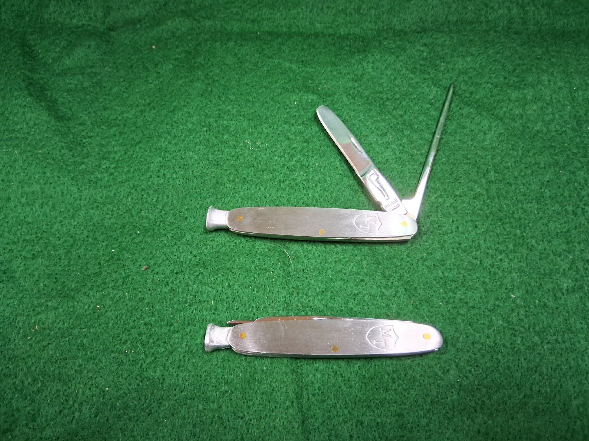 Pipe Knives
