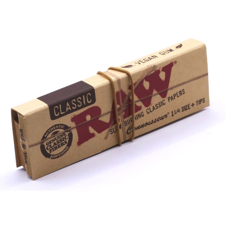 Classic Raw Connoisseur Rolling Papers 1 1/4-50 Leaf Pack